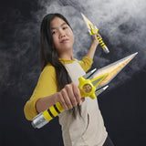 Hasbro Power Rangers Lightning Collection Mighty Morphin Yellow Ranger Power Daggers