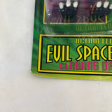 Bandai 1994 MMPR Clawing Dramole