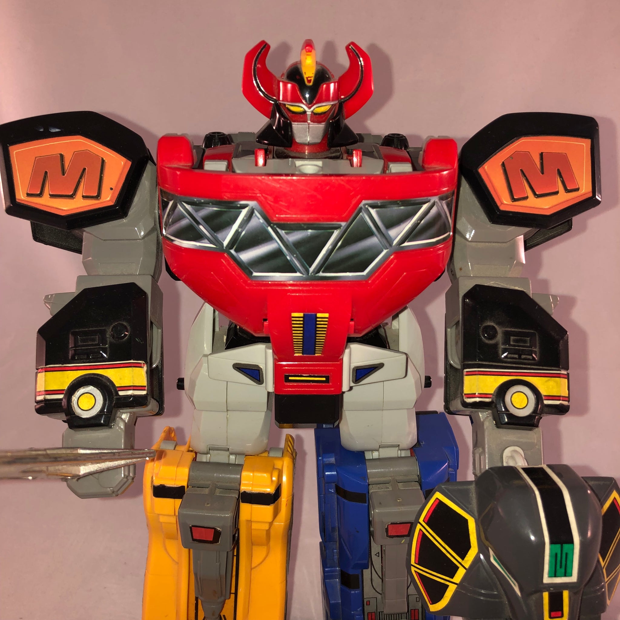 1994 Micro Machines Mighty Morphin Power Rangers #3 Megazord vs Squatt